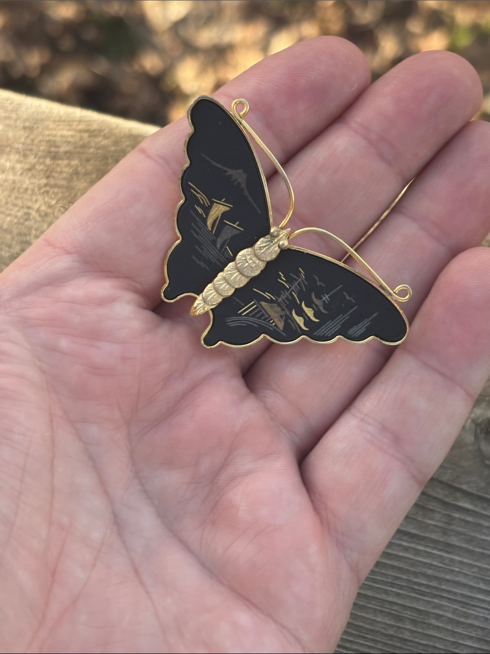 Vintage Japanese Damascene Butterfly Brooch Black & Gold-Tone - Picture 3 of 5